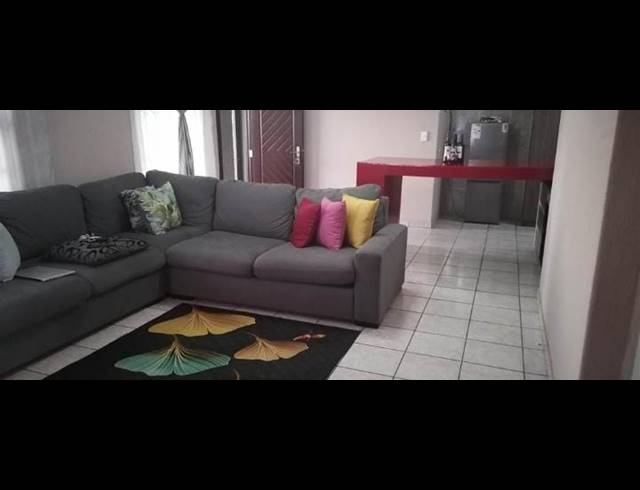 2 BEDROOM FLAT FOR SALE IN BERGSIG
